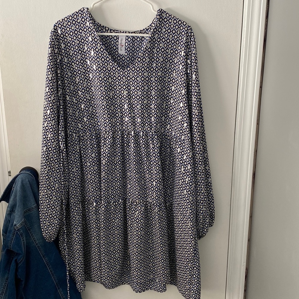 Light weight long sleeve dress